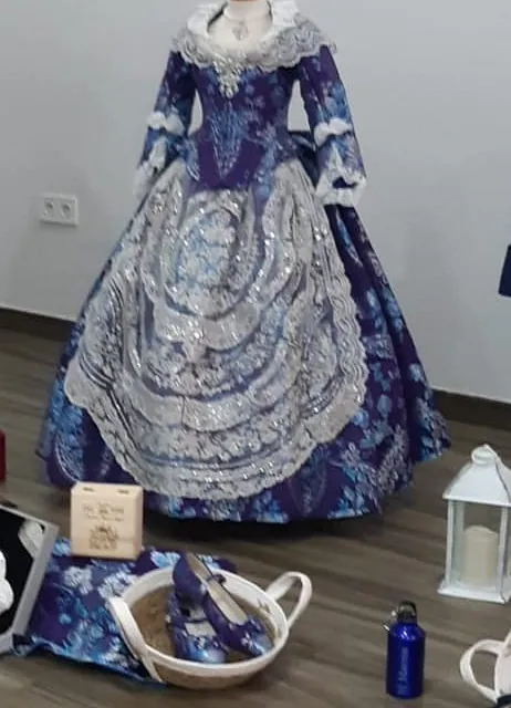 Creaciones Mari Celi vestidos