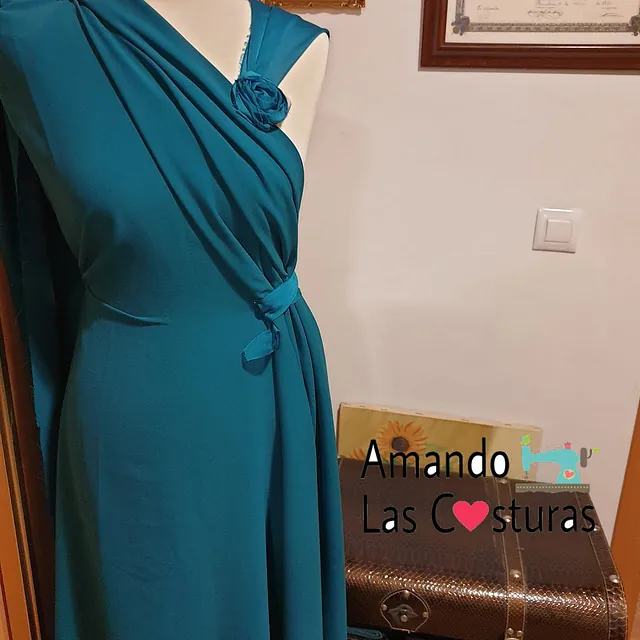 Creaciones Mari Celi vestidos